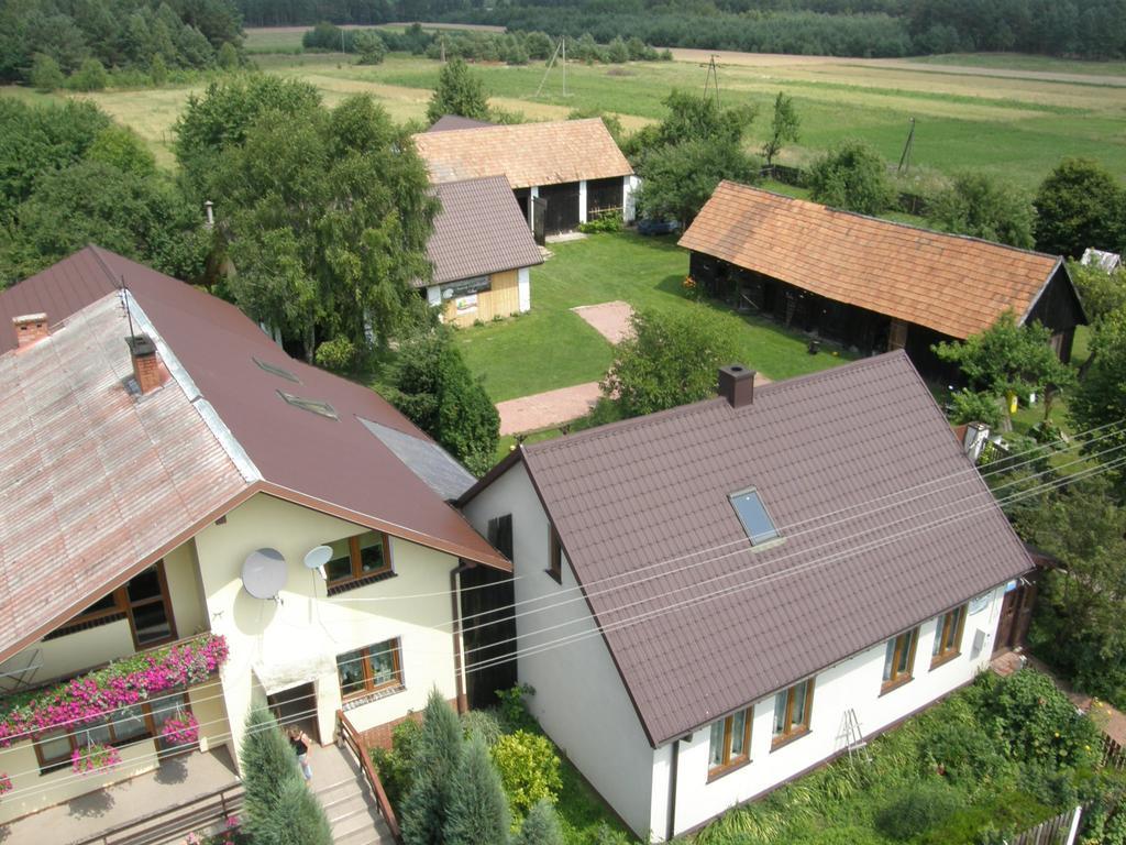 Gospodarstwo Agroturystyczno-Edukacyjne Gratka Celiny  エクステリア 写真